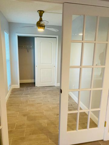 5268 NE 6th Avenue A28, Oakland Park, FL 33334