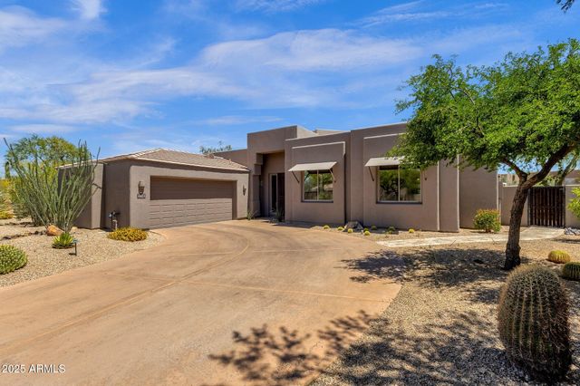 11123 E MONUMENT Drive, Scottsdale, AZ 85262