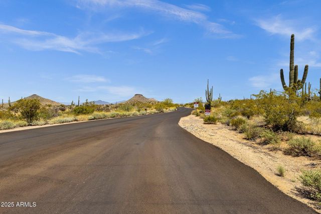 11123 E MONUMENT Drive, Scottsdale, AZ 85262