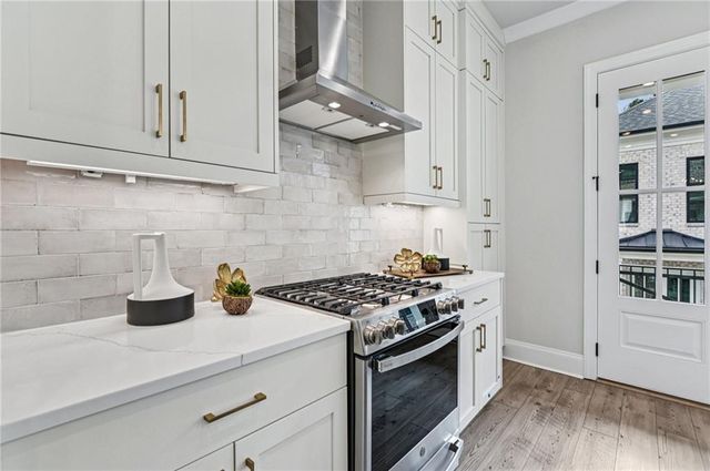 235 Midnight Oak Run 8, Alpharetta, GA 30009