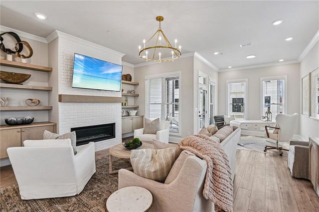 235 Midnight Oak Run 8, Alpharetta, GA 30009