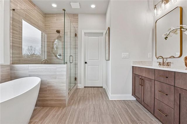 235 Midnight Oak Run 8, Alpharetta, GA 30009