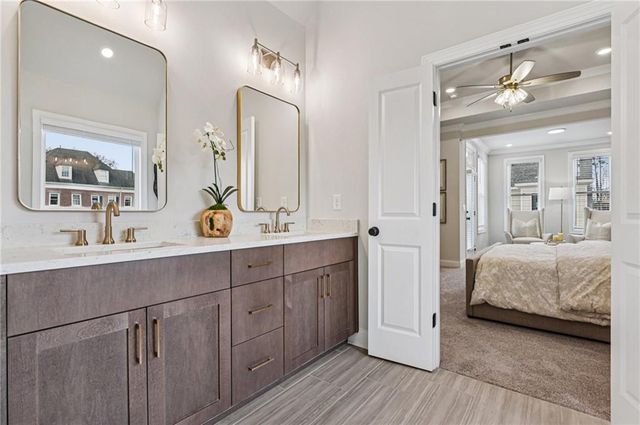 235 Midnight Oak Run 8, Alpharetta, GA 30009
