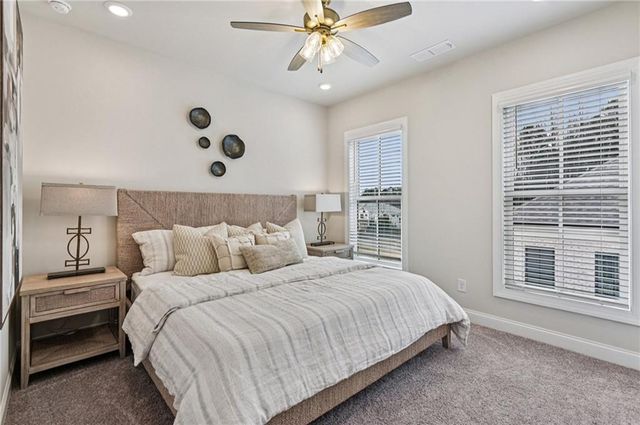 235 Midnight Oak Run 8, Alpharetta, GA 30009