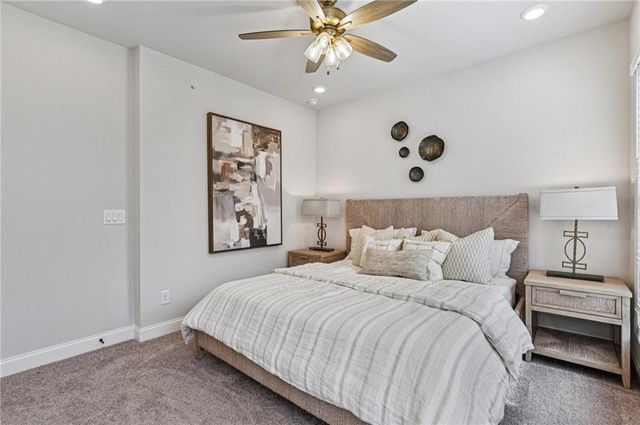 235 Midnight Oak Run 8, Alpharetta, GA 30009