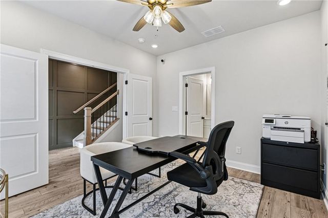 235 Midnight Oak Run 8, Alpharetta, GA 30009