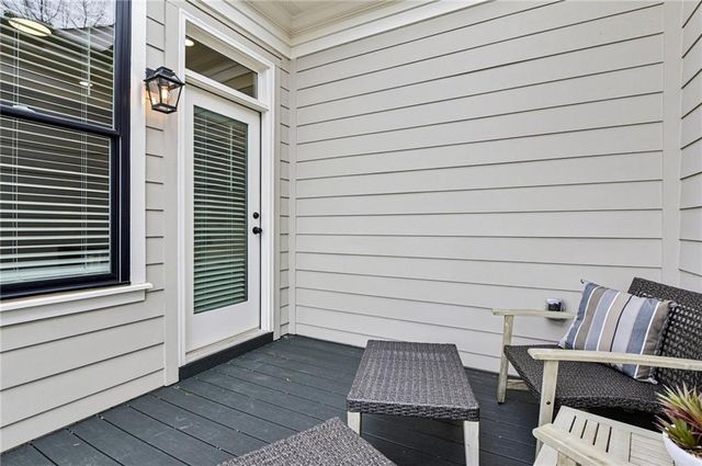 235 Midnight Oak Run 8, Alpharetta, GA 30009