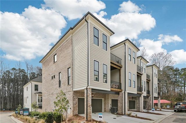235 Midnight Oak Run 8, Alpharetta, GA 30009