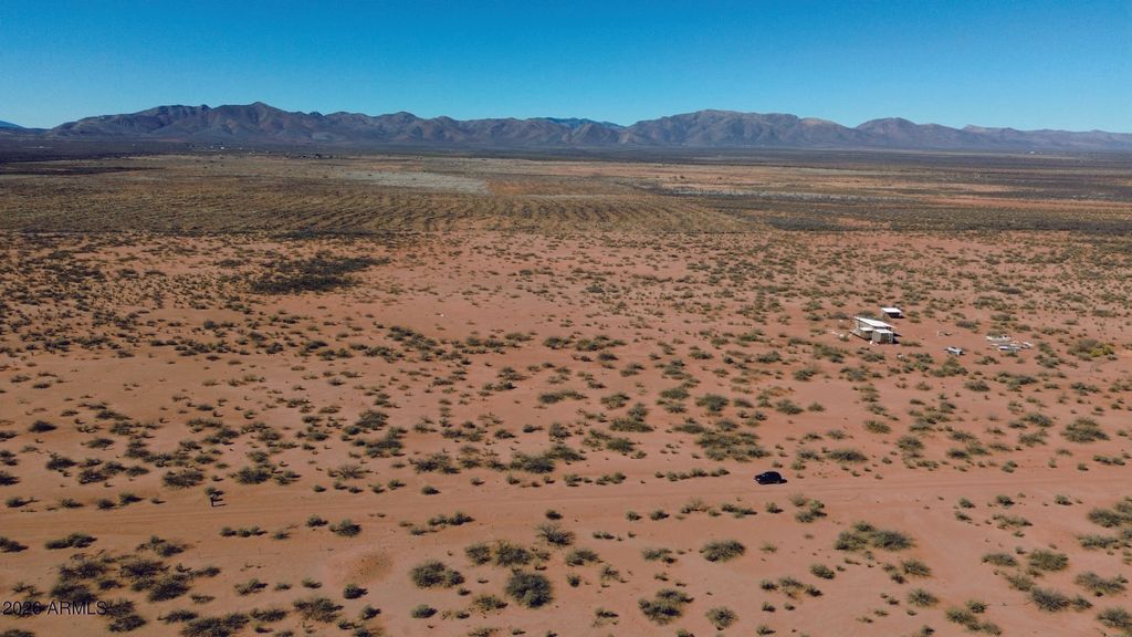 Image 1 of property listing at 4.01 Acres N Hafford Road 14, Bisbee, AZ 85603