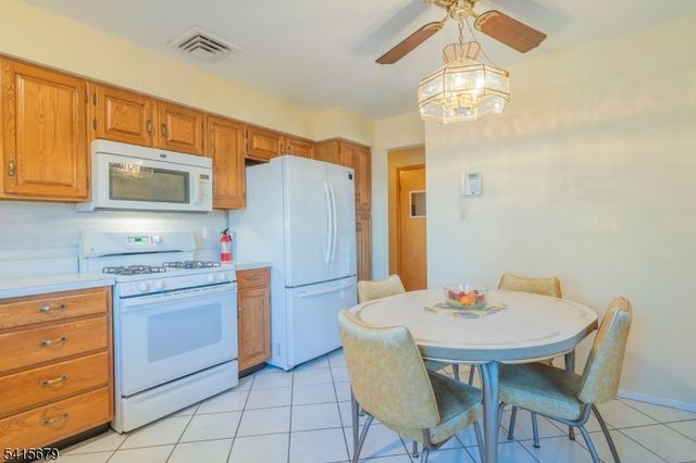 191 Pershing Rd 1, Clifton City, NJ 07013