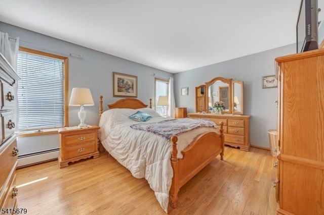 191 Pershing Rd 1, Clifton City, NJ 07013