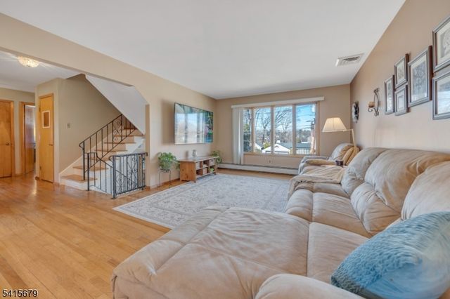 191 Pershing Rd 1, Clifton City, NJ 07013