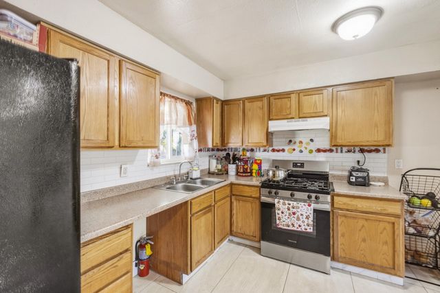 4633 Spring Valley Circle SW, Albuquerque, NM 87105