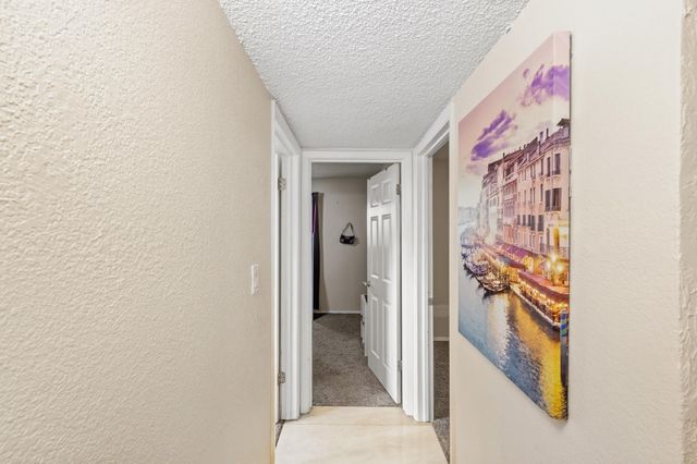 4633 Spring Valley Circle SW, Albuquerque, NM 87105