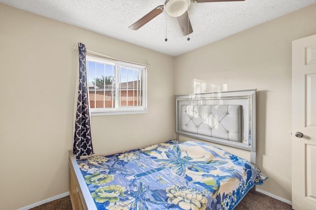 4633 Spring Valley Circle SW, Albuquerque, NM 87105