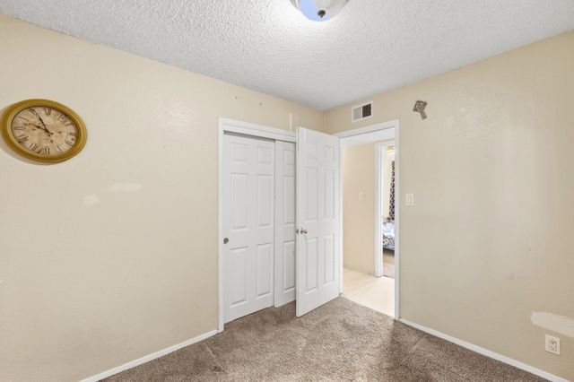 4633 Spring Valley Circle SW, Albuquerque, NM 87105