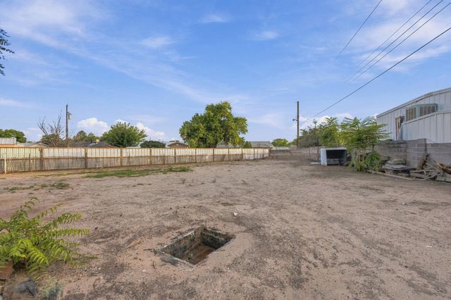 4633 Spring Valley Circle SW, Albuquerque, NM 87105