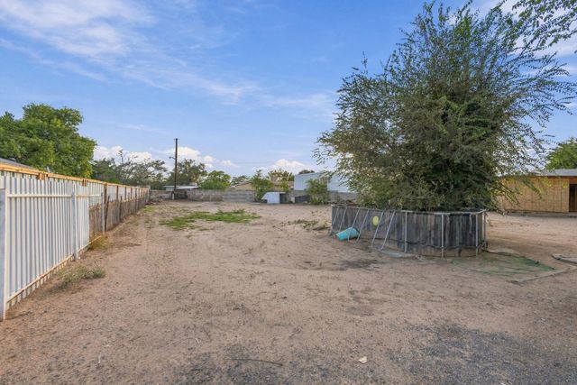 4633 Spring Valley Circle SW, Albuquerque, NM 87105