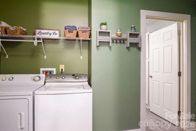 404 W 7th Avenue, Lexington, NC 27292