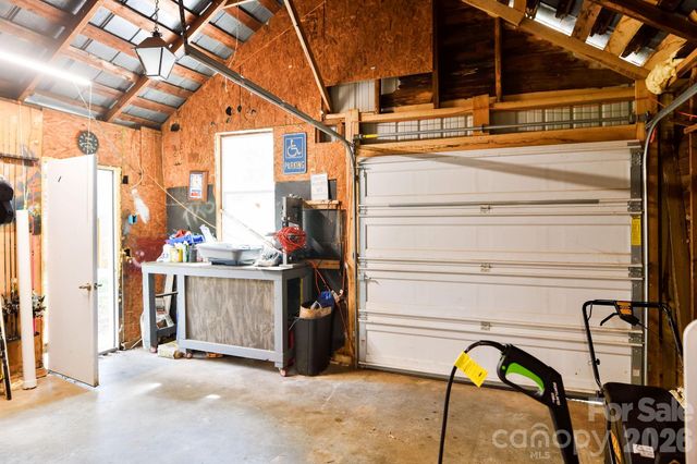 404 W 7th Avenue, Lexington, NC 27292