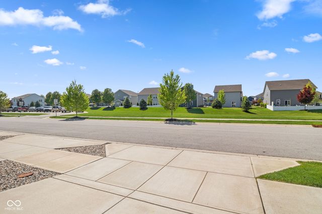 6432 Apperson Drive, Noblesville, IN 46060