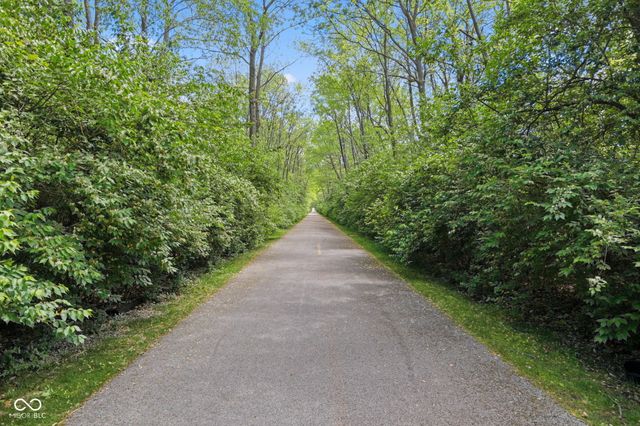 6432 Apperson Drive, Noblesville, IN 46060