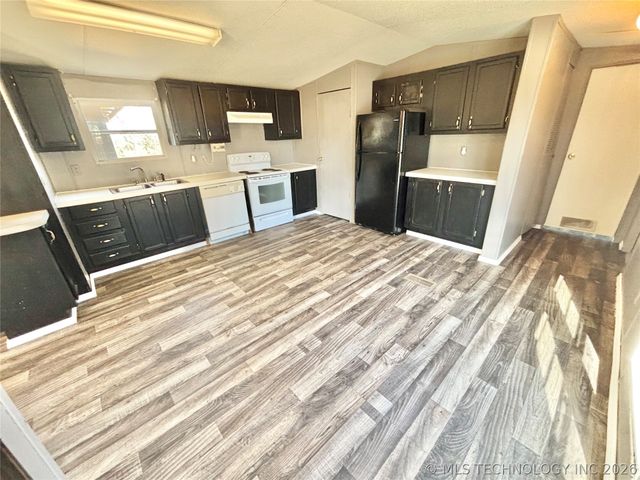 29150 S 28th Street East, Porum, OK 74455