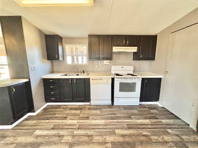 29150 S 28th Street East, Porum, OK 74455