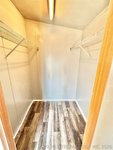 29150 S 28th Street East, Porum, OK 74455