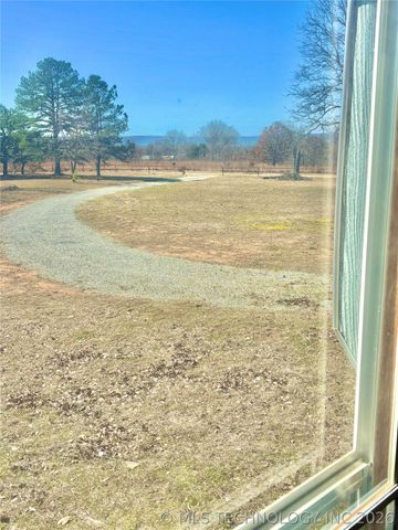 29150 S 28th Street East, Porum, OK 74455