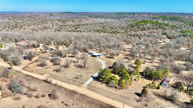 29150 S 28th Street East, Porum, OK 74455