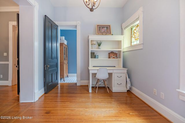1410 S 1st St, Louisville, KY 40208