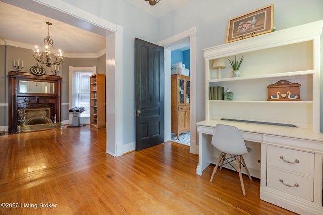 1410 S 1st St, Louisville, KY 40208