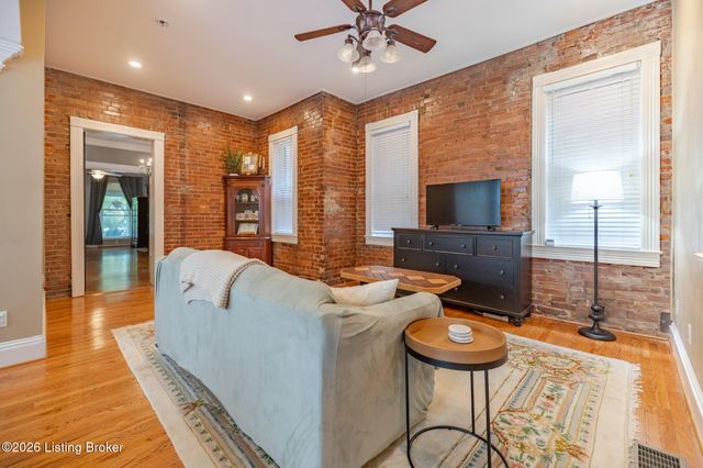 1410 S 1st St, Louisville, KY 40208