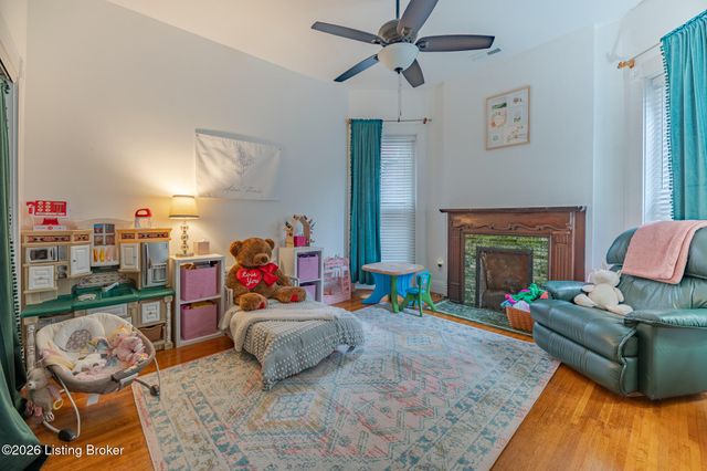 1410 S 1st St, Louisville, KY 40208