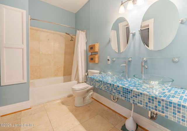 1410 S 1st St, Louisville, KY 40208