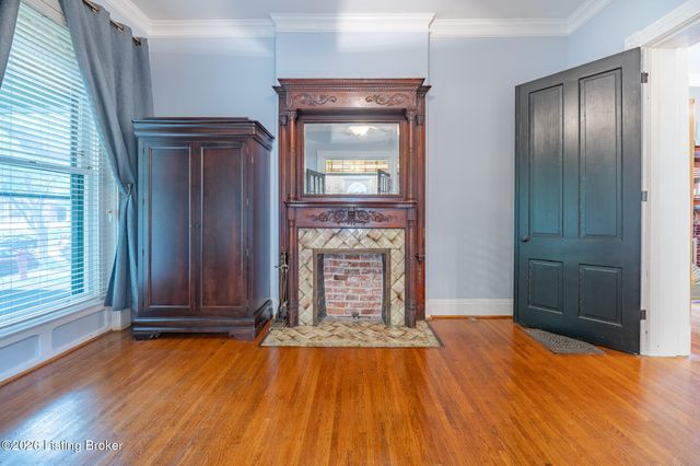 1410 S 1st St, Louisville, KY 40208