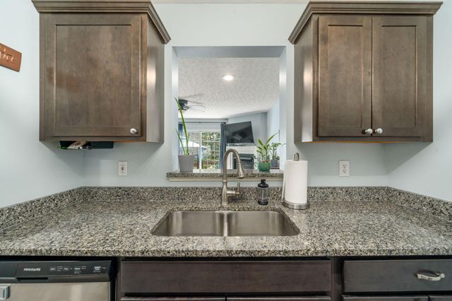 4043 Parkcove Drive, 19A, Columbus, OH 43230
