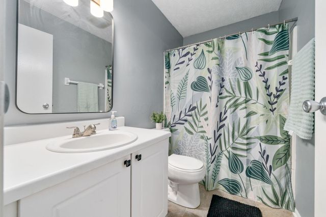 4043 Parkcove Drive, 19A, Columbus, OH 43230