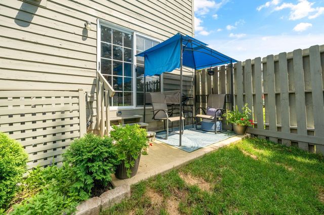 4043 Parkcove Drive, 19A, Columbus, OH 43230