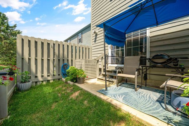 4043 Parkcove Drive, 19A, Columbus, OH 43230