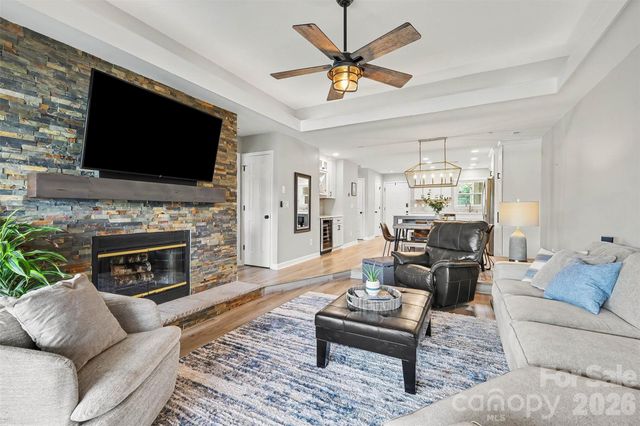 9817 Emerald Point Drive Unit 10, Charlotte, NC 28278