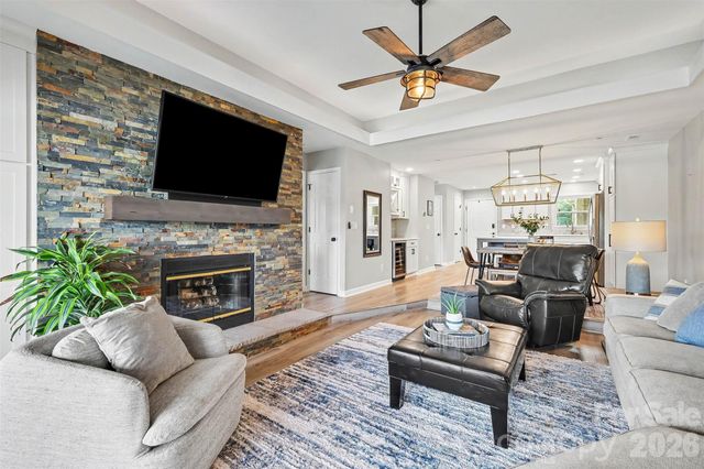 9817 Emerald Point Drive Unit 10, Charlotte, NC 28278