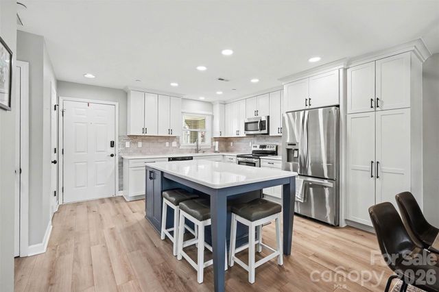 9817 Emerald Point Drive Unit 10, Charlotte, NC 28278