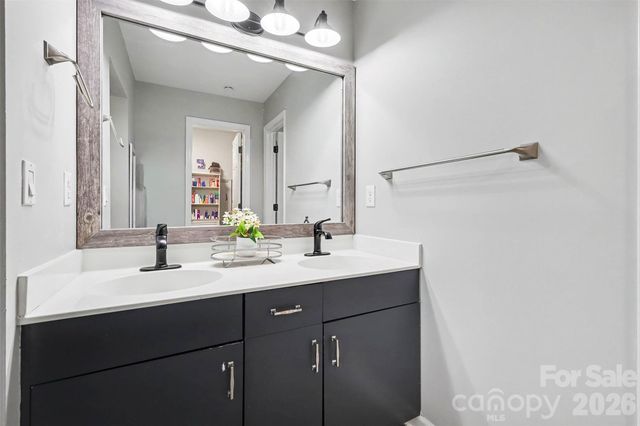 9817 Emerald Point Drive Unit 10, Charlotte, NC 28278