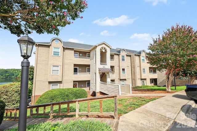 9817 Emerald Point Drive Unit 10, Charlotte, NC 28278