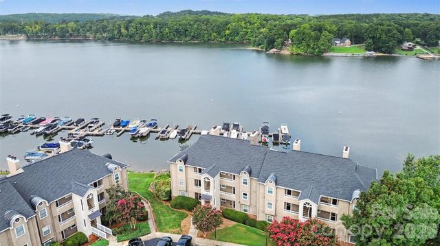 9817 Emerald Point Drive Unit 10, Charlotte, NC 28278