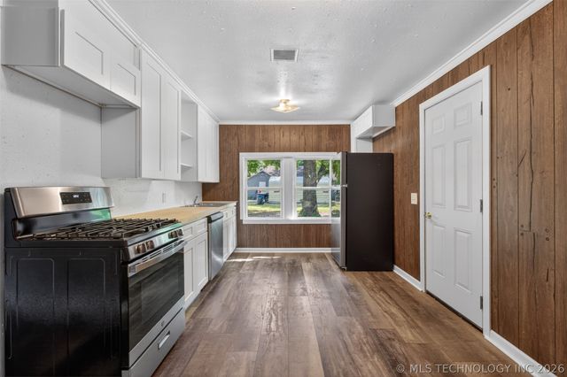 228 S Edith Street, Pryor, OK 74361