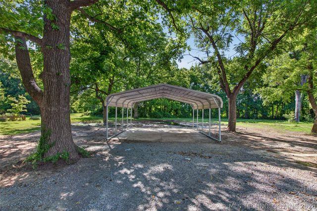 228 S Edith Street, Pryor, OK 74361