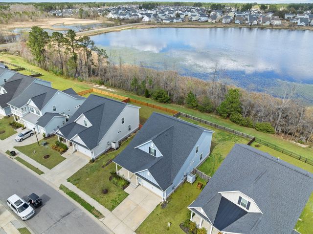 616 Black Pine Road, Moncks Corner, SC 29461